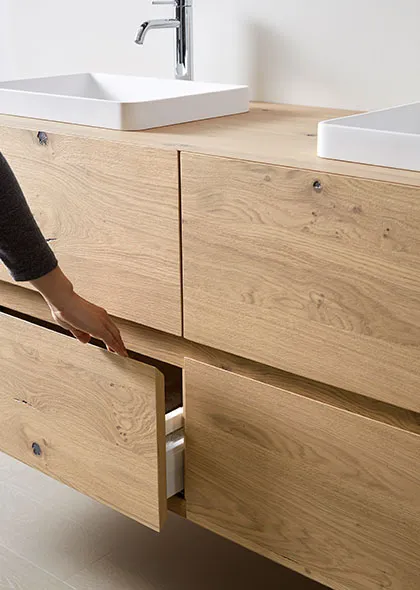 Esteve Estudi Cuina i Bany. Tienda de cocinas y baños en Sabadell Kube