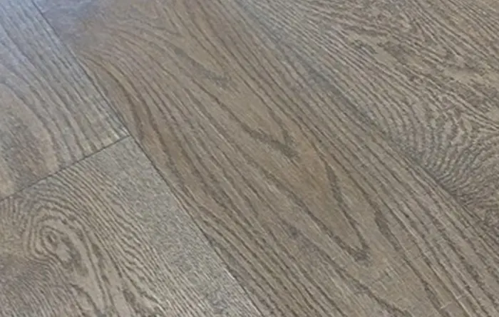 Sòl de parquet vs. Fusta massissa: quina és la millor opció per a la teva llar? - Esteve Estudi Cuina i Bany - Sabadell